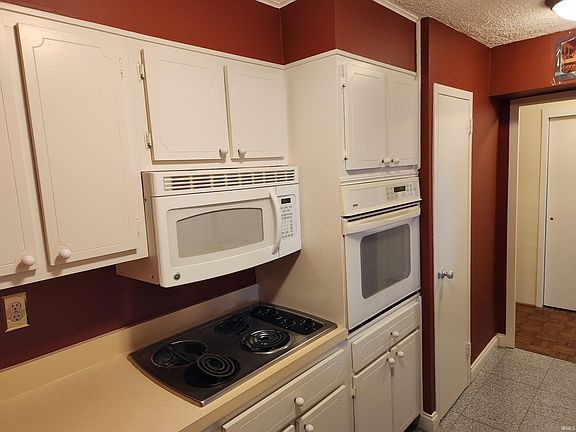 4th image of 1100 Erie Ave Unit 609