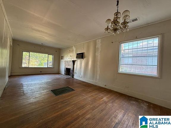 4th image of 5508 Court H