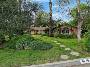 6740 Sunset Cir, Riverside, CA 92505