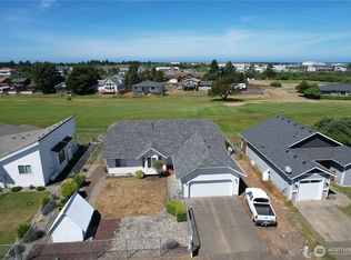 3, Ocean Shores, WA 98569
