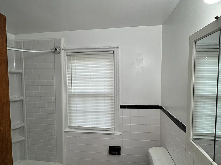 1164 Whitney Ave #H — Photo 7