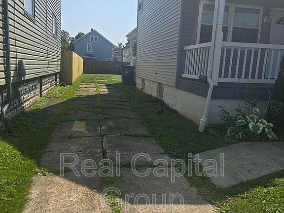 4th image of 49 Choate Ave