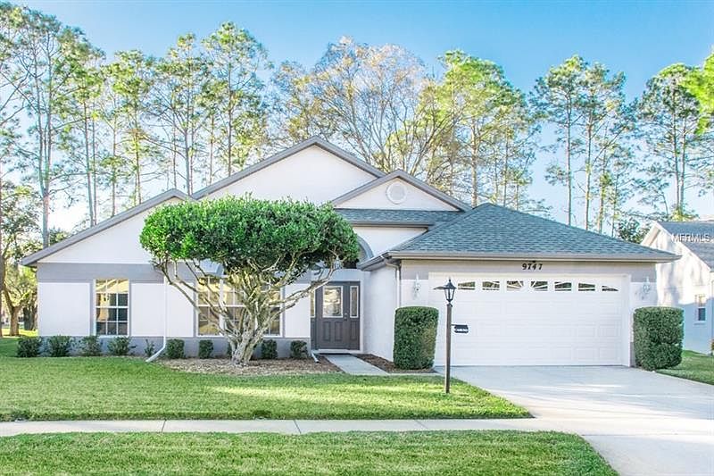 1st image of 9747 Oakwood Hills Ct