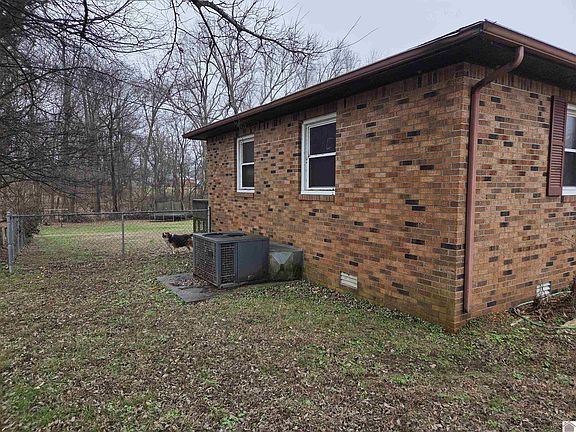 4th image of 143 McCollum Ln