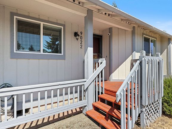4th image of 9022 Shadberry Dr SE