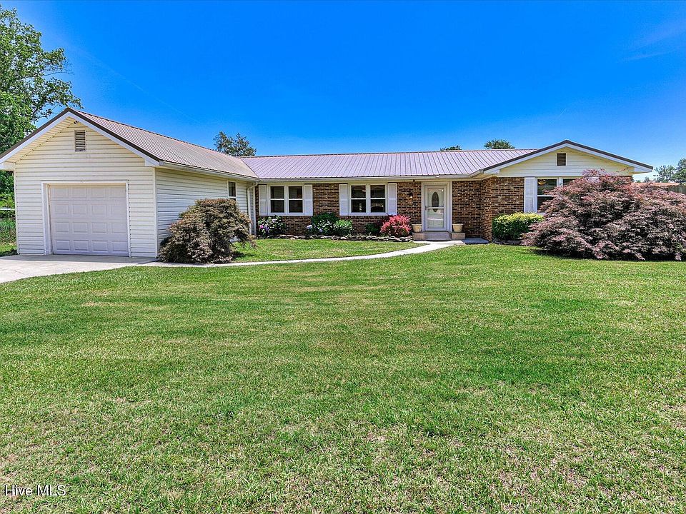1st image of 3306 Sandpiper Lane