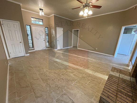3rd image of 4609 Colby Dr