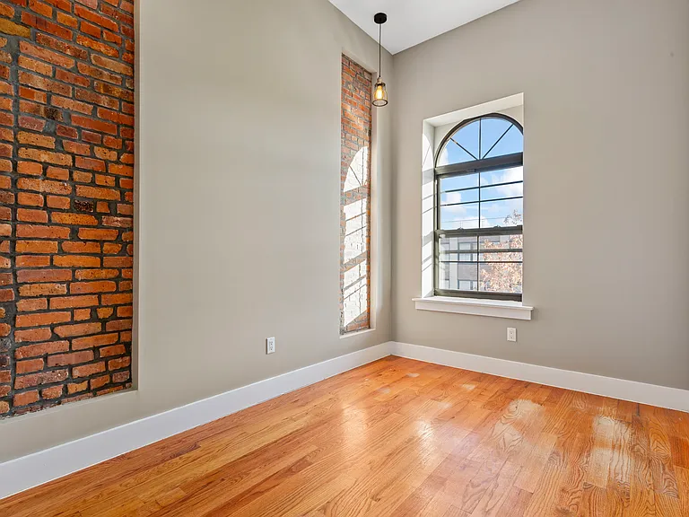 253 Hart St #2L — Photo 11