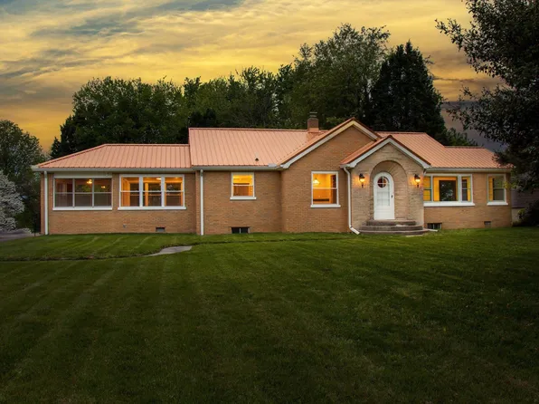 3208 Oak Hill Rd, Evansville, IN 47711