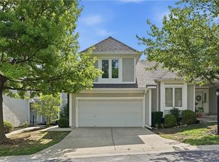 5855 Park Cir, Shawnee, KS 66216