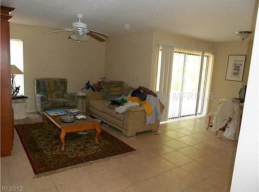 2nd image of 609 Fresno Ct