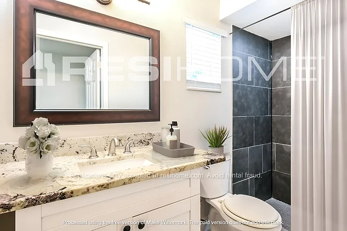 7226 Pleasant Dr — Photo 11