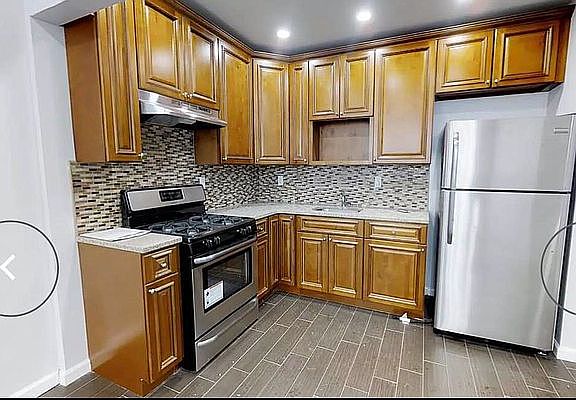 5th image of 615 Saint Johns Pl #1R