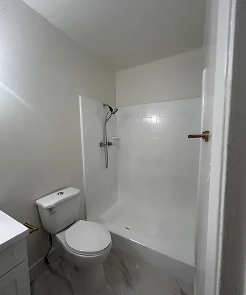 16303 Gramercy Pl #3 — Photo 5