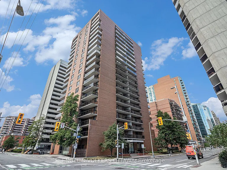 475 Laurier Ave W #907 — Photo 1