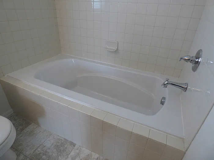 753 Lakebrook Ct — Photo 12