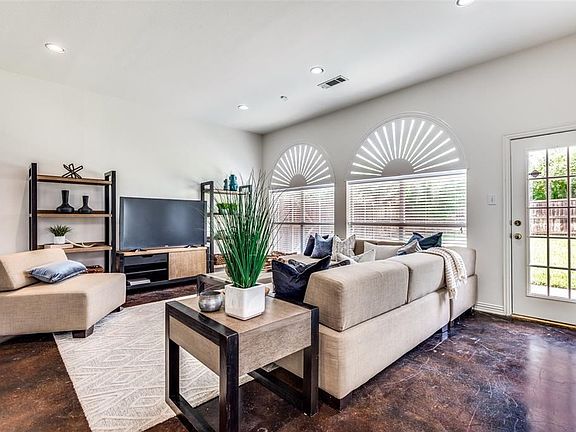 3rd image of 3475 Misty Meadow Dr
