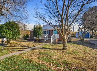 9226 Mason Creek Rd, Norfolk, VA 23503