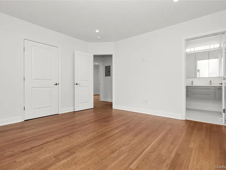 517 Walnut St #A — Photo 24