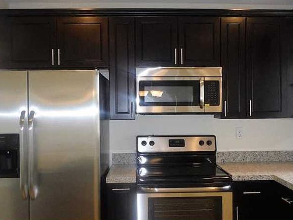 5th image of 7106 NW 71st St