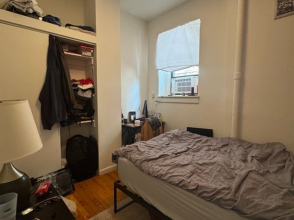 5th image of 515 Cathedral Pkwy #4B