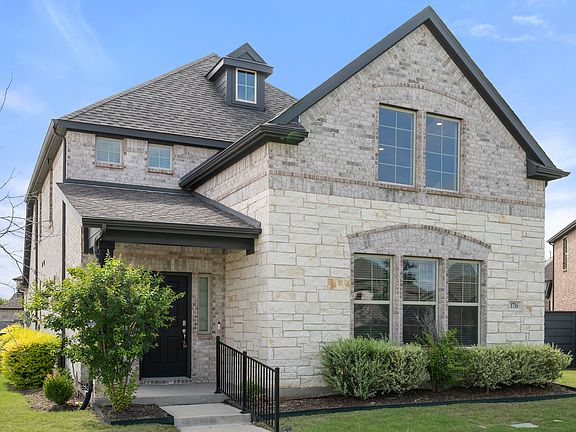3rd image of 1716 Elise Ln