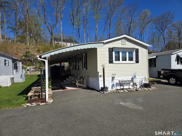 67 Loring Court, Wallingford, CT 06492