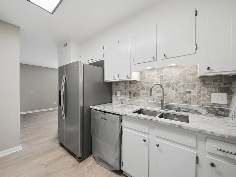 525 12th St SW #8 — Photo 24