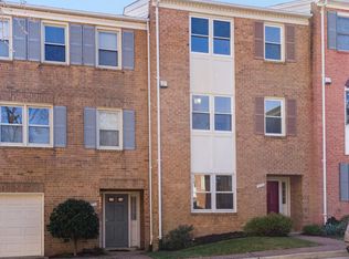 1004 N Cleveland St, Arlington, VA 22201