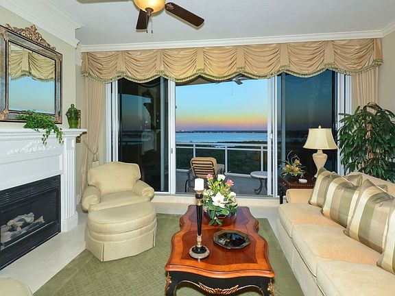 4th image of 1300 Benjamin Franklin Dr Unit 1201