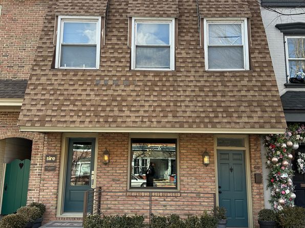 24 N Market St FLOOR 2