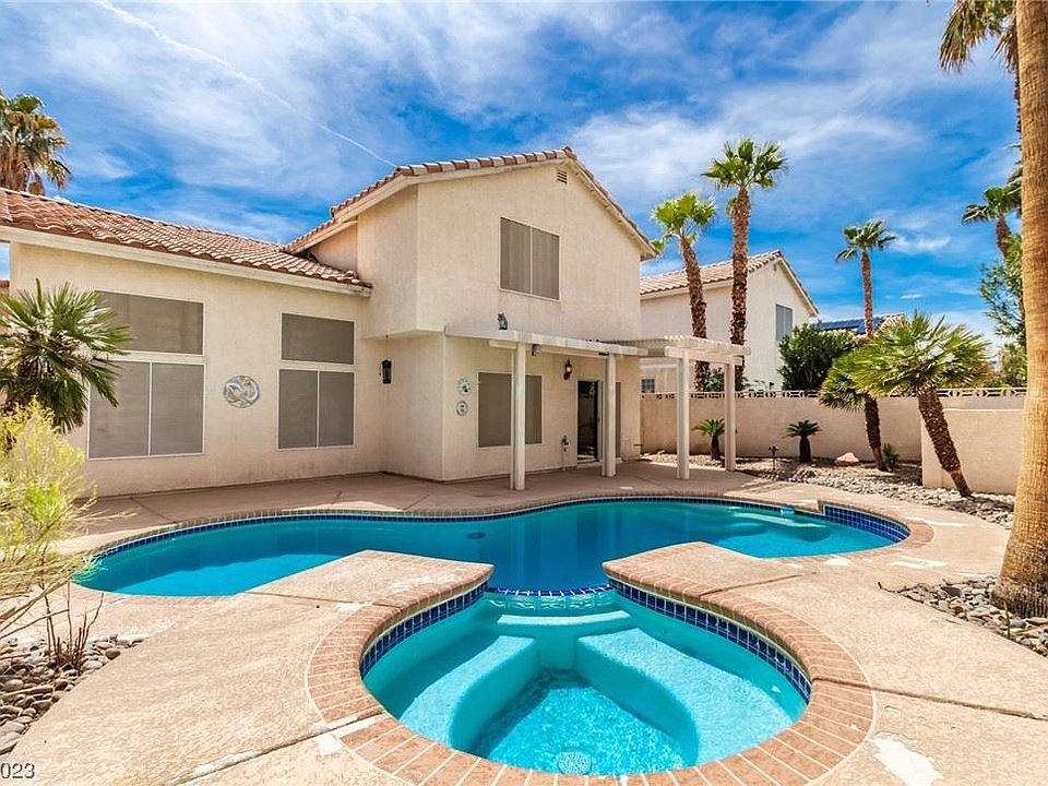 1st image of 8962 Emerald Waters Ct