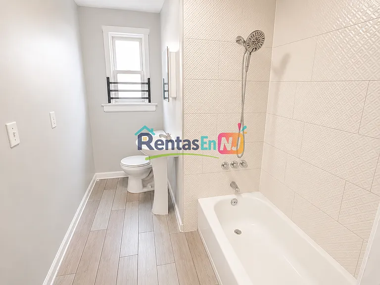 58-60 Clinton Pl #2C — Photo 2