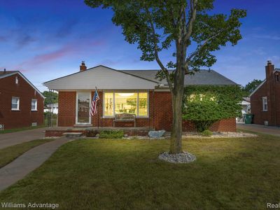 6514 Sharon St, Garden City, MI, 48135