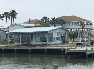 1278 Island Blvd, Crystal Beach, TX 77650