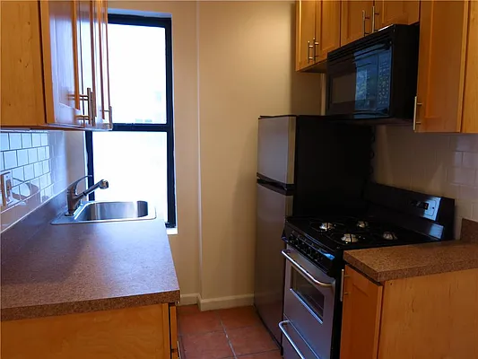 Rented by City & Suburban | media 49