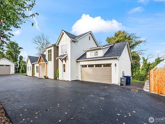 2nd image of 2811 McHugh Avenue