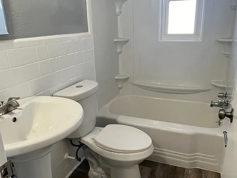 4056 Reading Rd — Photo 44