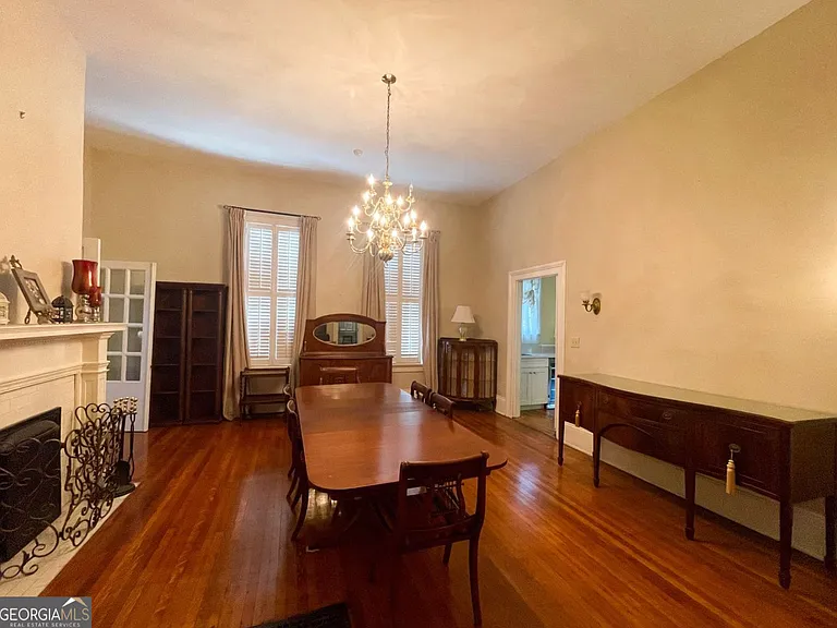 305 Orange St — Photo 12