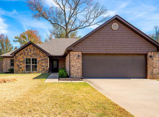 41 Bowling Ln, Conway, AR 72032