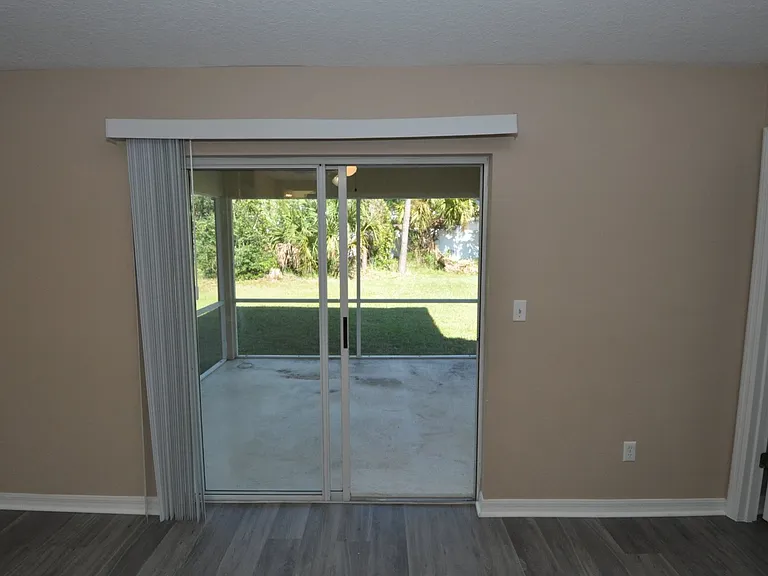 23 Primrose Ln — Photo 13