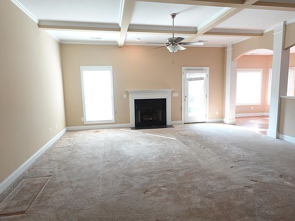 5th image of 1135 Ashland Dr
