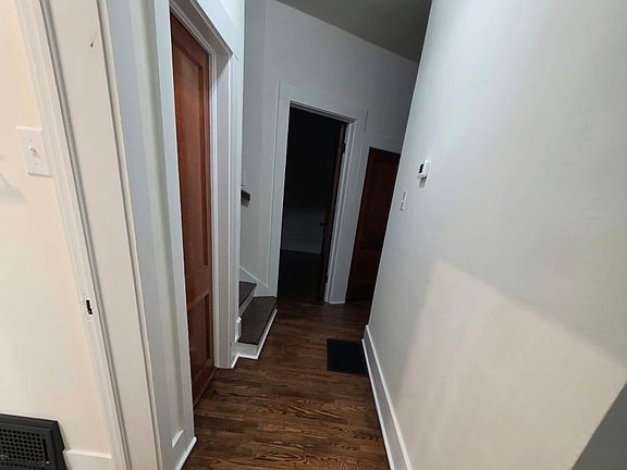 5th image of 1703 North Ave