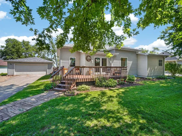208 W Station St, Baxter, IA 50028