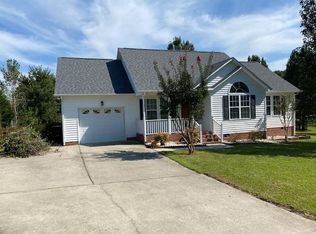 15 Jared Dr, Fuquay Varina, NC 27526
