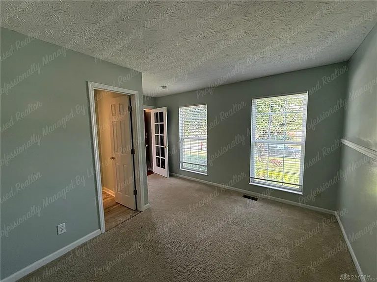4311 Limerick Ln — Photo 9