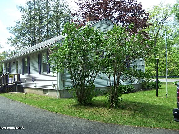 3rd image of 124 Walker St