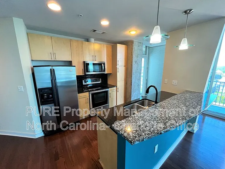 210 N Church St #1615 — Photo 5