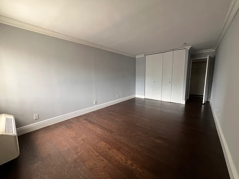 555 Gorge Rd #3J — Photo 10