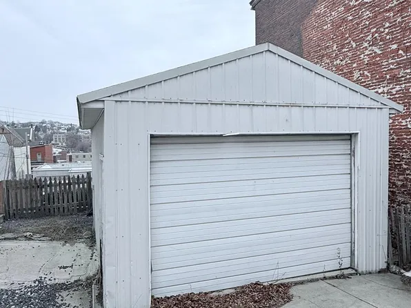 206 Schuylkill Ave, Pottsville, PA 17901